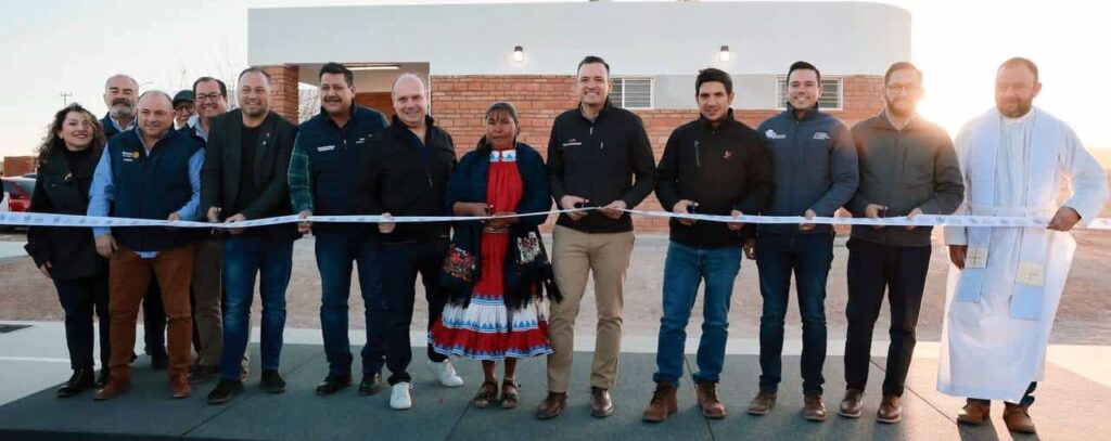 Inauguran nuevos baños comunitarios en Ladrilleras Norte