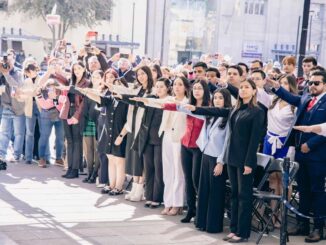 Toma protesta alcalde a integrantes del Consejo Municipal de la Juventud 2025