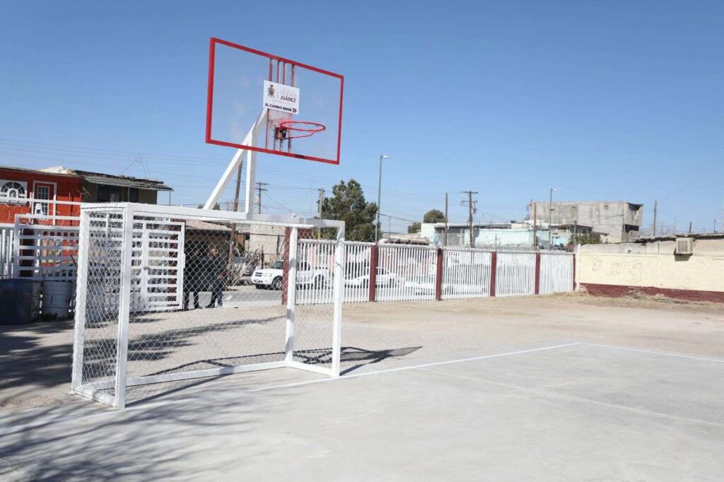 Mejoran infraestructura del Centro de Atención Múltiple 7506