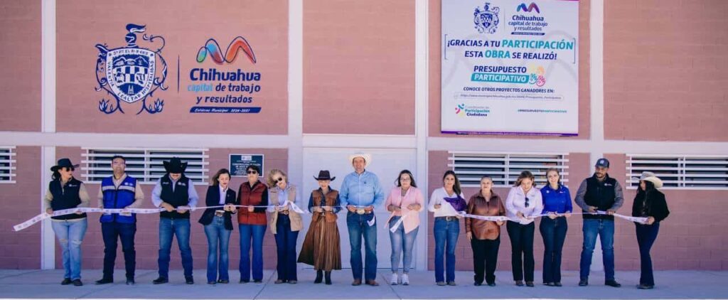 Inaugura alcalde domo en escuela, salón de usos múltiples y sala de velación en zona rural de Ciénega de Ortiz