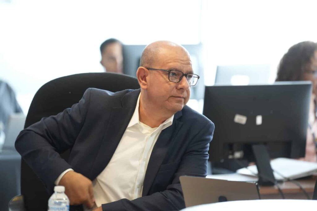 Cuauhtémoc Estrada propone eliminación de diputados plurinominales de lista