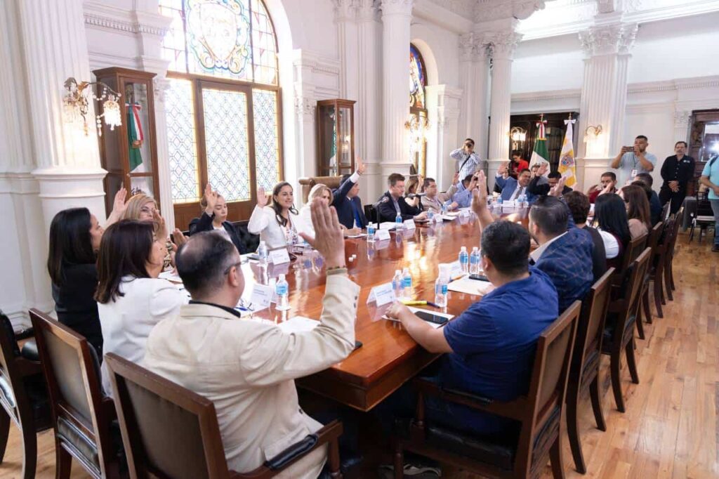 En sesión extraordinaria de Cabildo votan por unanimidad solicitud de crédito