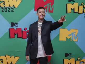 Natanael Cano tumba sus corridos y lanza su nuevo álbum urbano ‘Porque La Demora’